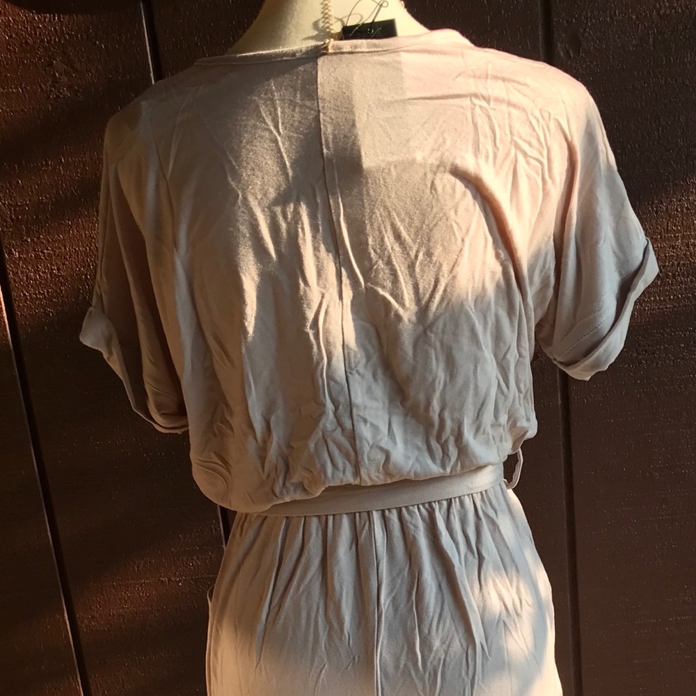 New! Short Sleeve Waist Tie Midi Dress - Picture 3 of 4